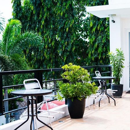 Be-Ing Suites Davao City Esterno foto