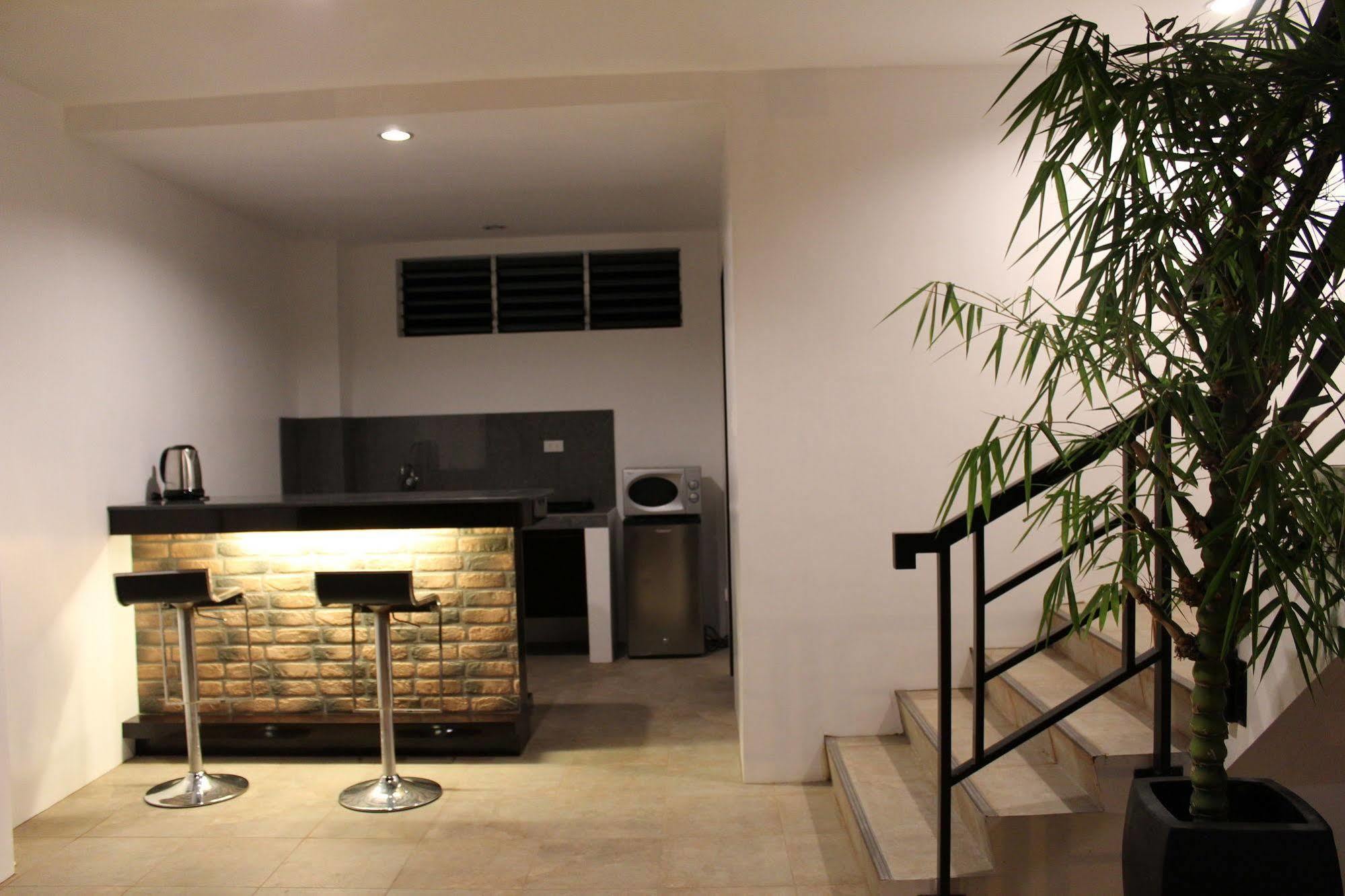 Be-Ing Suites Davao City Esterno foto