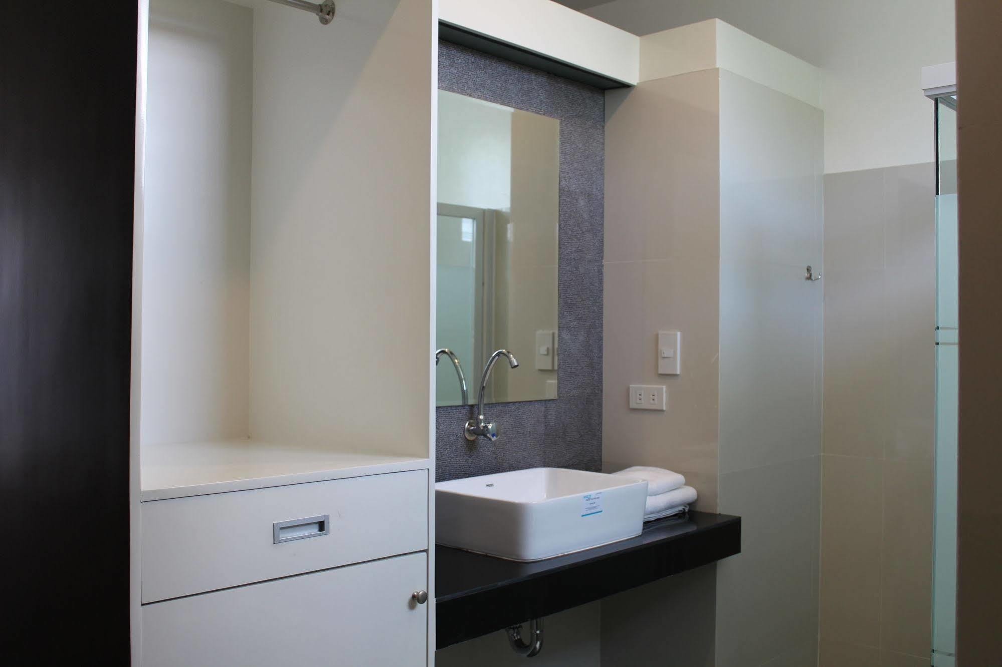 Be-Ing Suites Davao City Esterno foto