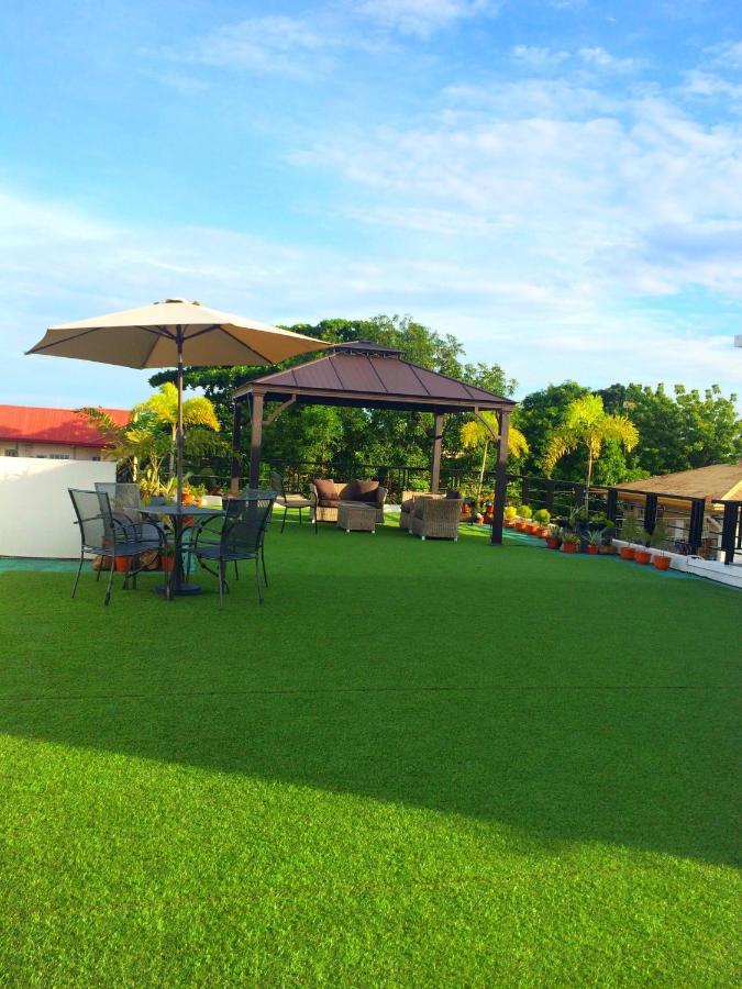 Be-Ing Suites Davao City Esterno foto